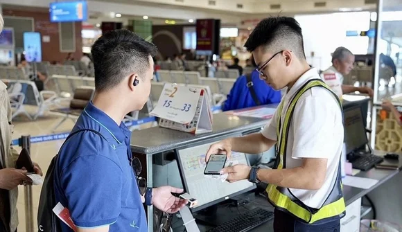 Triển khai sinh trắc học trên VneID tại 100% cảng hàng không trên toàn quốc