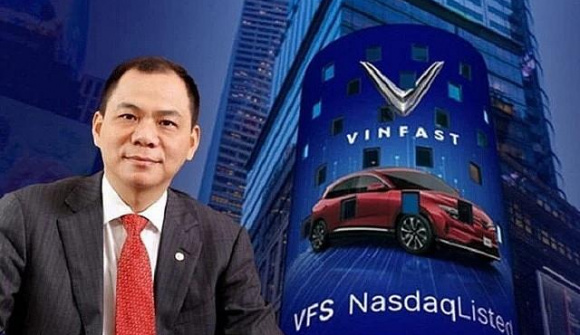 Ông Phạm Nhật Vượng tiếp tục “bơm” gần 2 tỷ USD cho VinFast