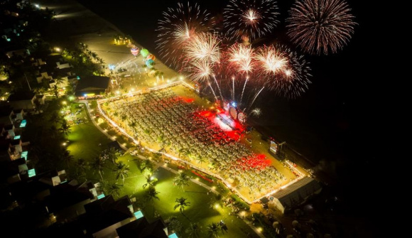 Chuỗi “điểm đến quốc dân” trong hệ sinh thái Vingroup đón hơn 1,5 triệu lượt khách, “thắp lửa” đêm giao thừa 2026 trên khắp Việt Nam