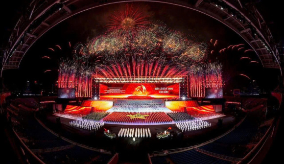 Mãn nhãn màn pháo hoa nghệ thuật đặc sắc chào mừng thành công Đại hội XIV của Đảngplus-circle