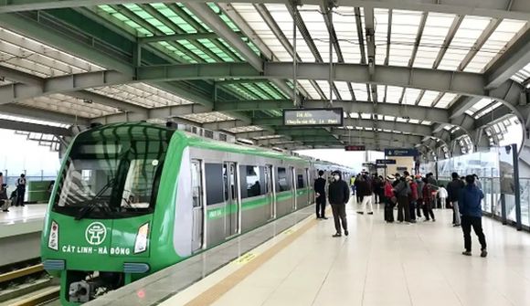 Hà Nội miễn phí vé 9 ngày Tết, thay đổi tần suất chạy 2 tuyến đường sắt trên cao