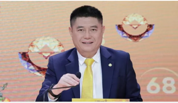 Ông Nguyễn Đức Thụy và con trai gom cổ phần, nắm gần 27% vốn Chứng khoán LPBank trước thềm IPO