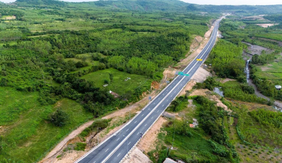 Tập trung đưa cao tốc từ Quảng Ngãi tới Gia Lai vào khai thác trước 10/3