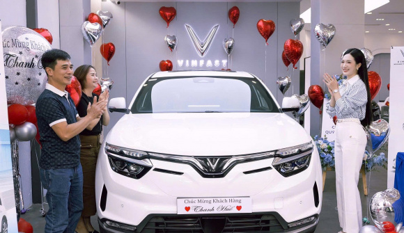 Vingroup khẩn cấp hỗ trợ khách hàng giảm áp lực giá xăng dầu