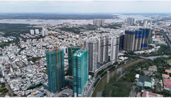 Doanh thu từ bất động sản tại TP.HCM tiếp tục vọt tăng mạnh