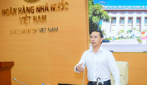 Các ngân hàng cam kết giảm lãi suất sau cuộc họp với tân Thống đốc
