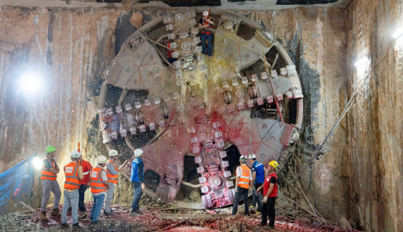 Hoàn thành toàn bộ hành trình khoan qua 4 ga ngầm của Dự án Tuyến ĐSĐT số 3, đoạn Nhổn - ga Hà Nội