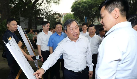 Chủ tịch Hà Nội Vũ Đại Thắng yêu cầu hoàn thành giải phóng mặt bằng dự án đường 70 và Quốc lộ 21B trong quý 2/2026