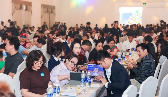 Thị trường phấn khích trước siêu chính sách “khóa trần” lãi suất tối đa 6%/năm trong 5 năm của Vinhomes