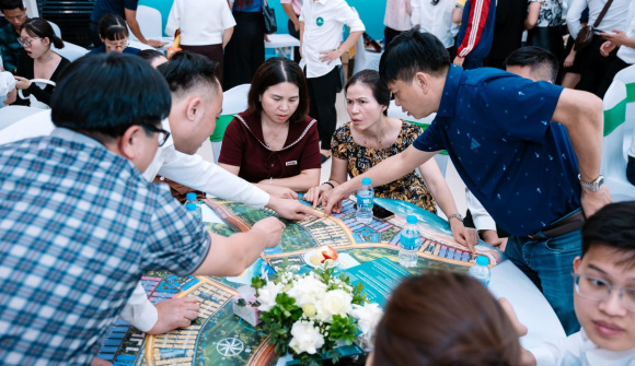 Cư dân tiên phong của Vinhomes Global Gate Hạ Long hưởng đặc quyền vé tàu 5 triệu/tháng: Rẻ hơn tiền xăng, không lo ùn tắc