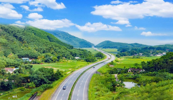 Đề xuất đầu tư tuyến cao tốc Bắc - Nam phía Tây đoạn Cổ Tiết - Yên Bài