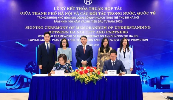 Hà Nội ký kết hợp tác với 5 ngân hàng, huy động nguồn vốn cho phát triển Thủ đô