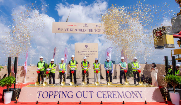 Gamuda Land cất nóc 2 tòa tháp cuối cùng, dự án hạng sang Eaton Park chính thức hoàn thành kết cấu