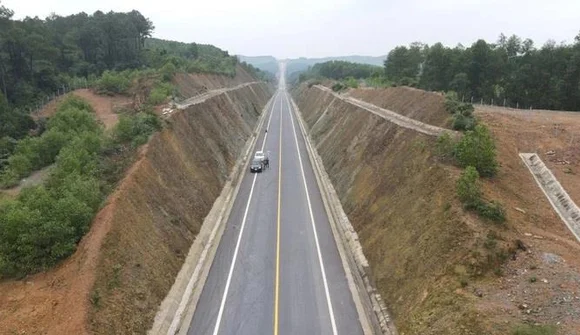 Đẩy nhanh tiến độ thẩm định báo cáo khả thi các dự án cao tốc