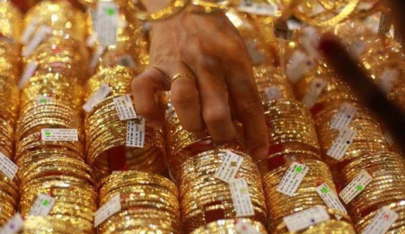 Giá vàng bật tăng trở lại, dự báo còn đi lên