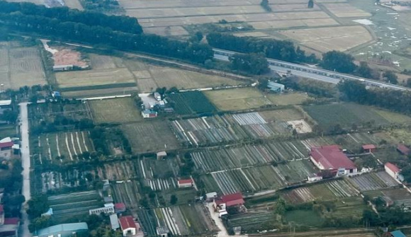 Huyện Đông Anh thu 800 tỉ đồng từ 6 phiên đấu giá đất