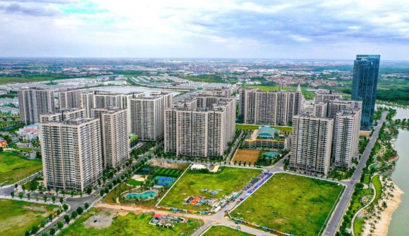 Giá chung cư ở Hà Nội tăng chóng mặt, chuyên gia khuyên người mua chuyển hướng ra vùng ven