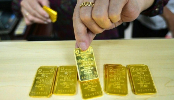 Sẵn sàng đấu thầu vàng và xem xét bỏ độc quyền vàng miếng SJC