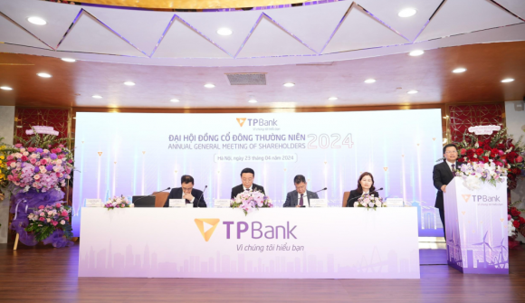 Vinahud lỗ lũy kế 200 tỷ vẫn được TPBank cho vay 1.900 tỷ: CEO Nguyễn Hưng khẳng định "đúng quy định"