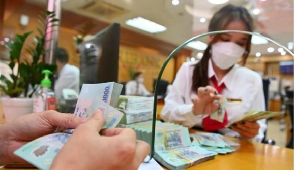 Thế hệ đầu tư "ăn chắc mặc bền", lãi chạm đáy vẫn gửi tiết kiệm ngân hàng