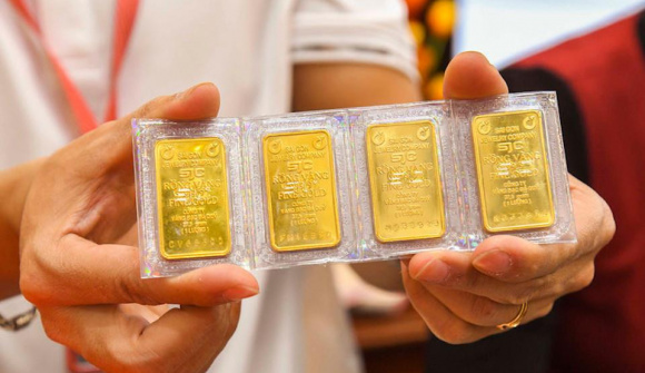 11 thành viên đấu thầu thành công 13.400 lượng vàng