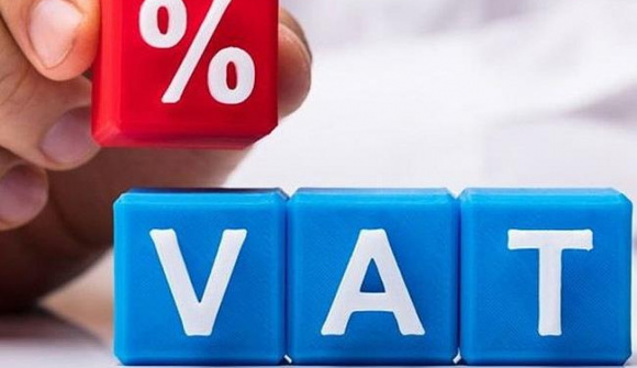 Chính phủ trình Quốc hội xem xét tiếp tục giảm 2% thuế giá trị gia tăng