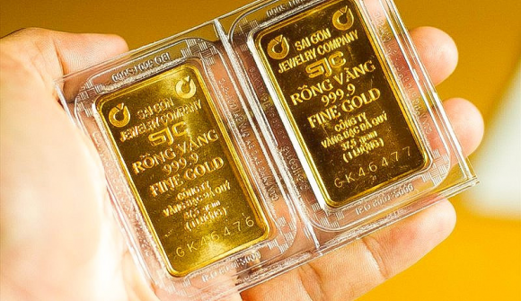 Ngân hàng đưa ra giải pháp bán vàng mới, người dân không phải xếp hàng