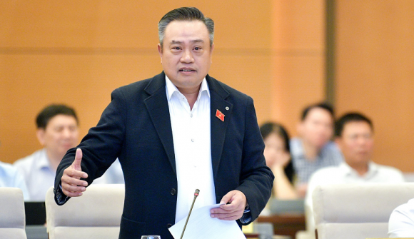 Chủ tịch Hà Nội: Dừng công trình vi phạm, cách tốt nhất là ngừng cung cấp điện nước