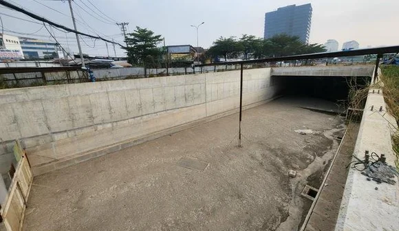 Chủ tịch UBND TPHCM yêu cầu rút ngắn 30% thời gian giải quyết thủ tục các dự án đầu tư công