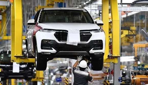 Đề xuất giảm 50% lệ phí trước bạ đối với ô tô sản xuất trong nước