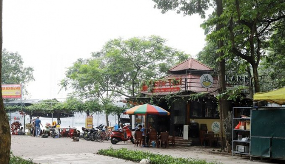 Hà Nội: Công viên rộng gần 6.000m2 bị “xẻ thịt” xuống cấp nghiêm trọng