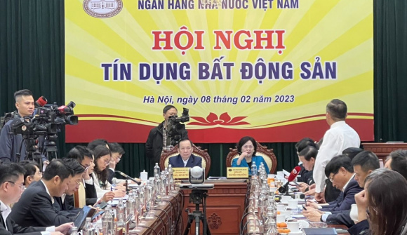 Các tổ chức tín dụng vẫn cấp tín dụng cho bất động sản với mức tăng trưởng cao và đang có dư nợ lớn