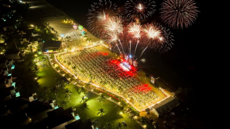 Chuỗi “điểm đến quốc dân” trong hệ sinh thái Vingroup đón hơn 1,5 triệu lượt khách, “thắp lửa” đêm giao thừa 2026 trên khắp Việt Nam