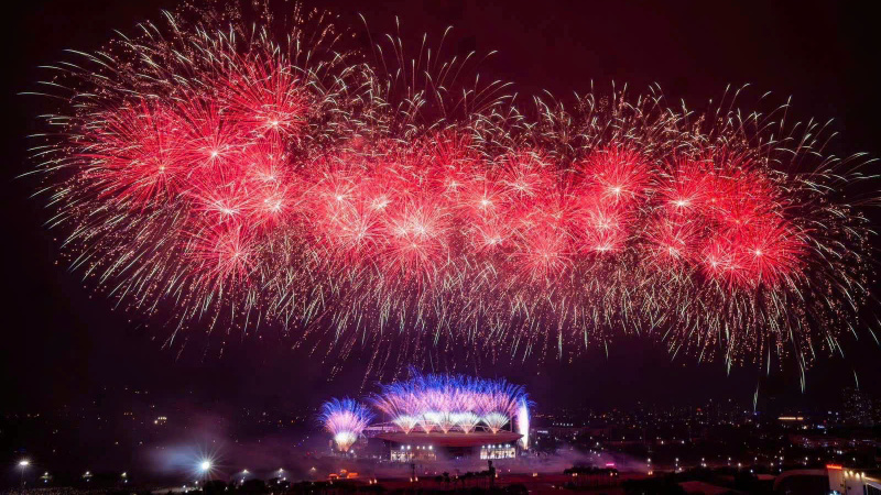 Mãn nhãn màn pháo hoa nghệ thuật đặc sắc chào mừng thành công Đại hội XIV của Đảng