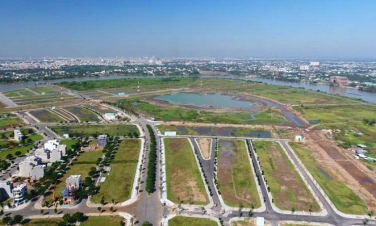 Hơn 8.200 lô đất nền ở TP.HCM và vùng ven mở bán, chỉ 350 lô có người mua