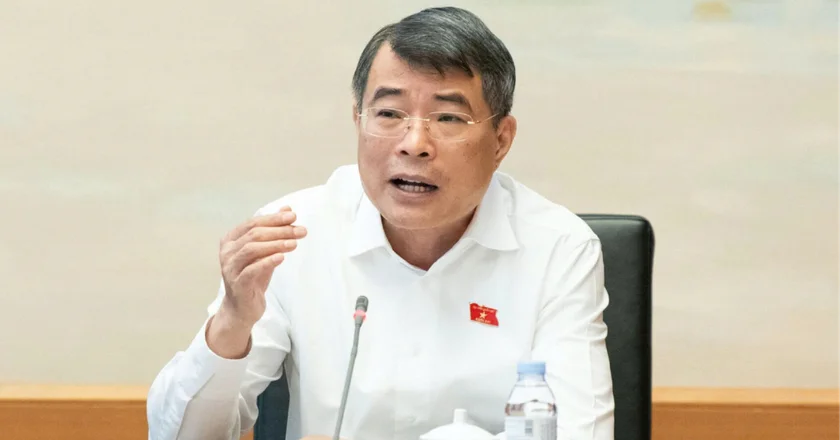 Thủ tướng: Phải kiểm soát giá nhà thu nhập thấp và nhà ở xã hội, không để xảy ra tăng giá đột biến