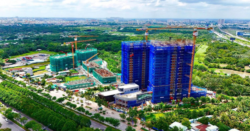 Giá căn hộ trung tâm TP HCM lên gần 7.300 USD mỗi m2, giao dịch giảm mạnh