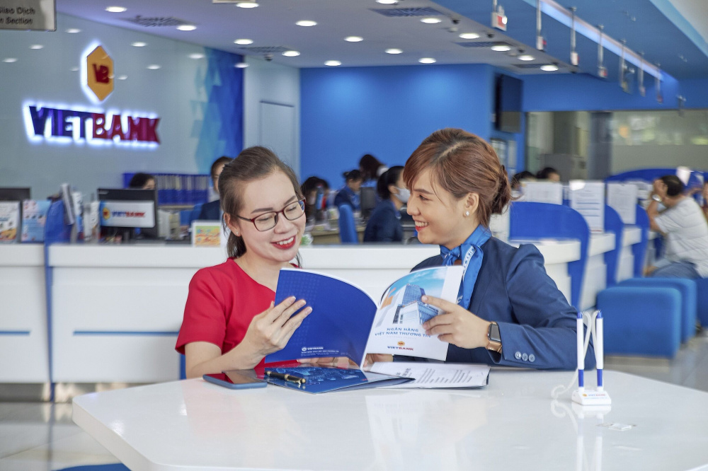 hinh-vietbank-tu-van-kh-166986-6443-3777-1669864054_20230207093710.jpg