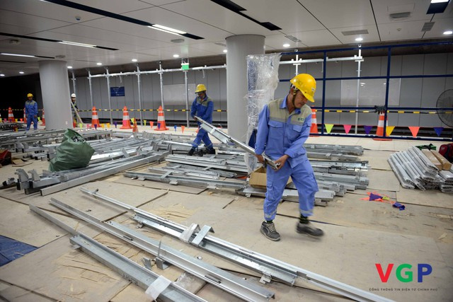 Cận cảnh ga ngầm lớn nhất tuyến metro số 1 - Ảnh 5.