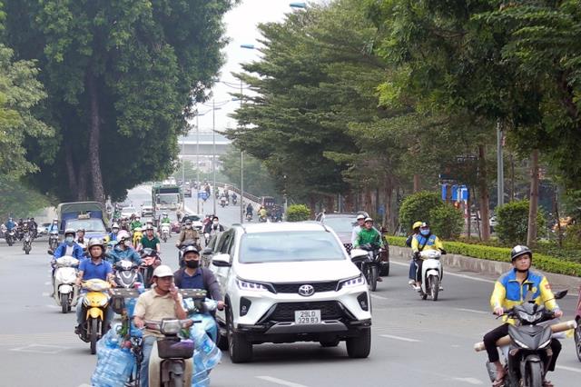 Hà Nội dự kiến mở rộng đường Láng, giảm áp lực giao thông nút Ngã Tư Sở- Ảnh 1.