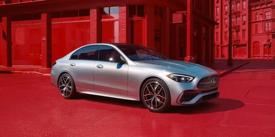 2022-mercedes-benz-c-class-us-spec-front-driving-2-1646682550_20220426212307.jpg