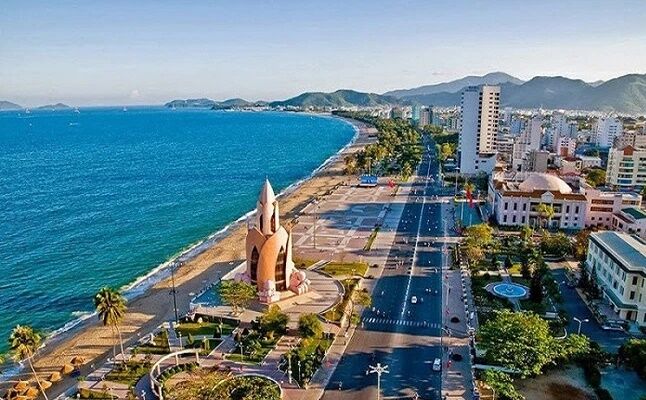 Cách tất cả chức vụ trong Đảng với Giám đốc Trung tâm Quỹ đất Khánh Hòa