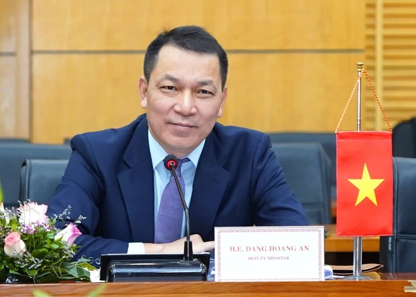 thu_truong_20230720101814.jpg
