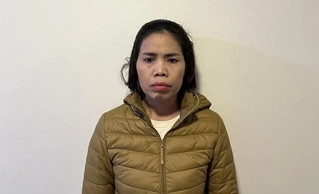 Vụ Tập đoàn Phúc Sơn: Phó TGĐ mới học xong lớp 4/12; gây thiệt hại hàng chục ngàn tỷ đồng- Ảnh 5. Vụ Tập đoàn Phúc Sơn: Phó TGĐ mới học xong lớp 4/12; gây thiệt hại hàng chục ngàn tỷ đồng- Ảnh 5.